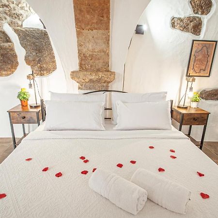 Romantic Loft With Jacuzzi In The Castle Кастелсардо Екстериор снимка